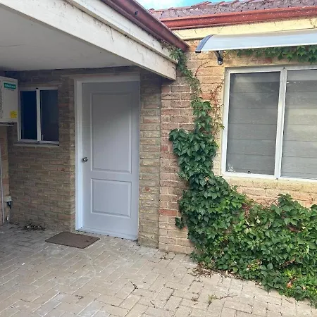 Two Bed Room Lovely Granny Flat-2