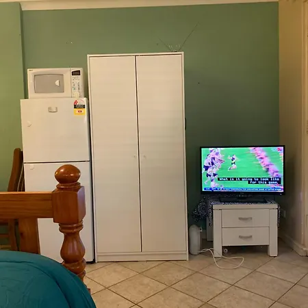 Two Bed Room Lovely Granny Flat-3