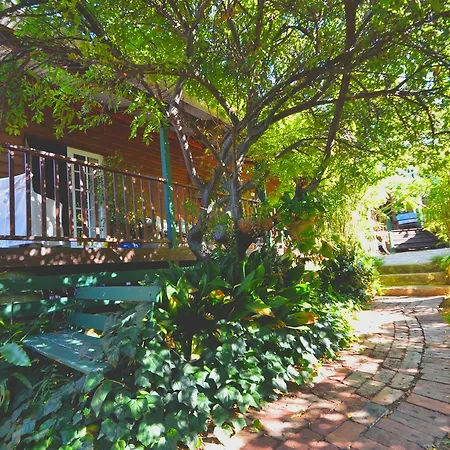 Rosemoore Bed & Breakfast-3